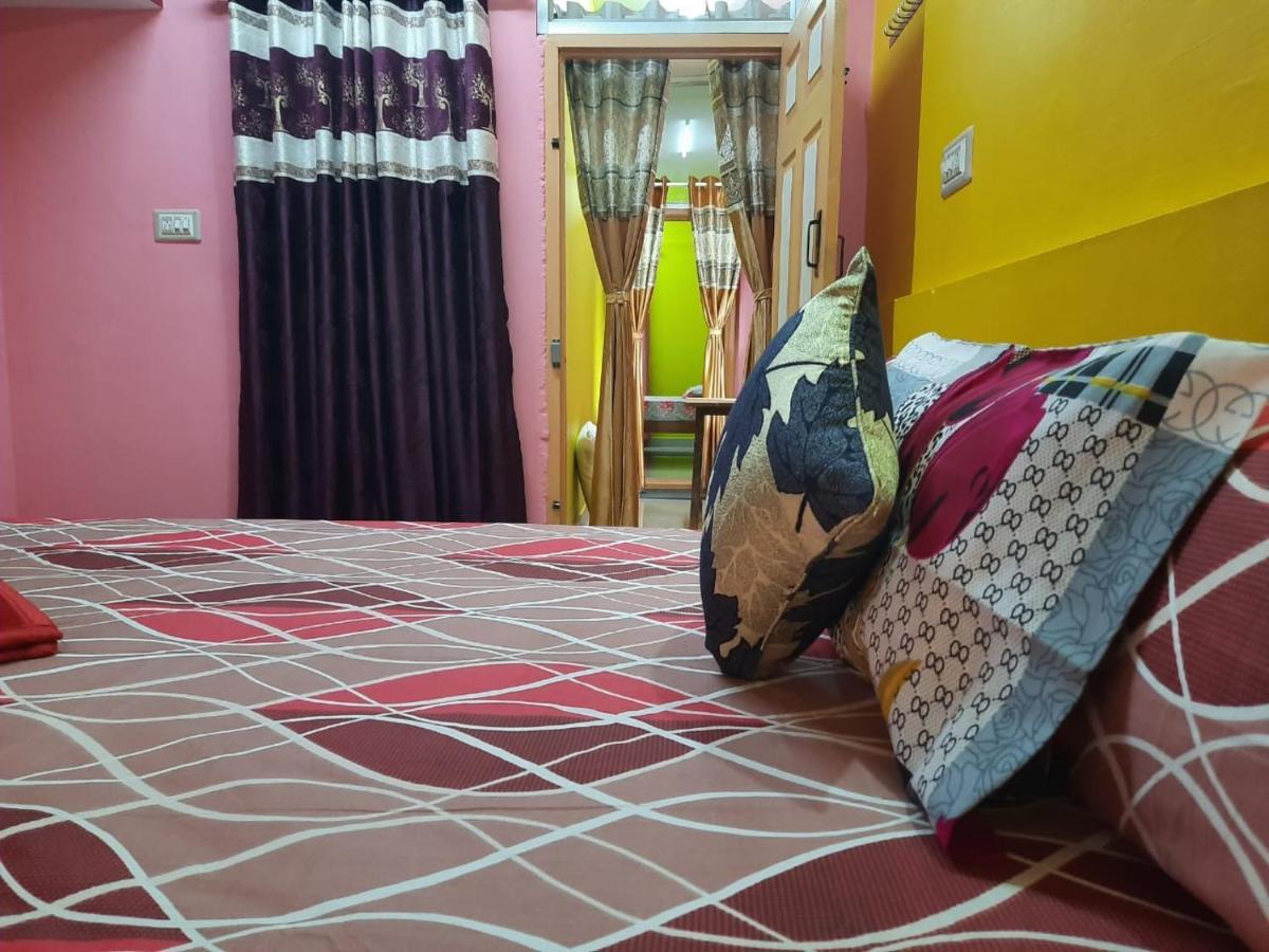 Green Land Estate Homestay 5 Rooms With Garden View 마디케리 외부 사진